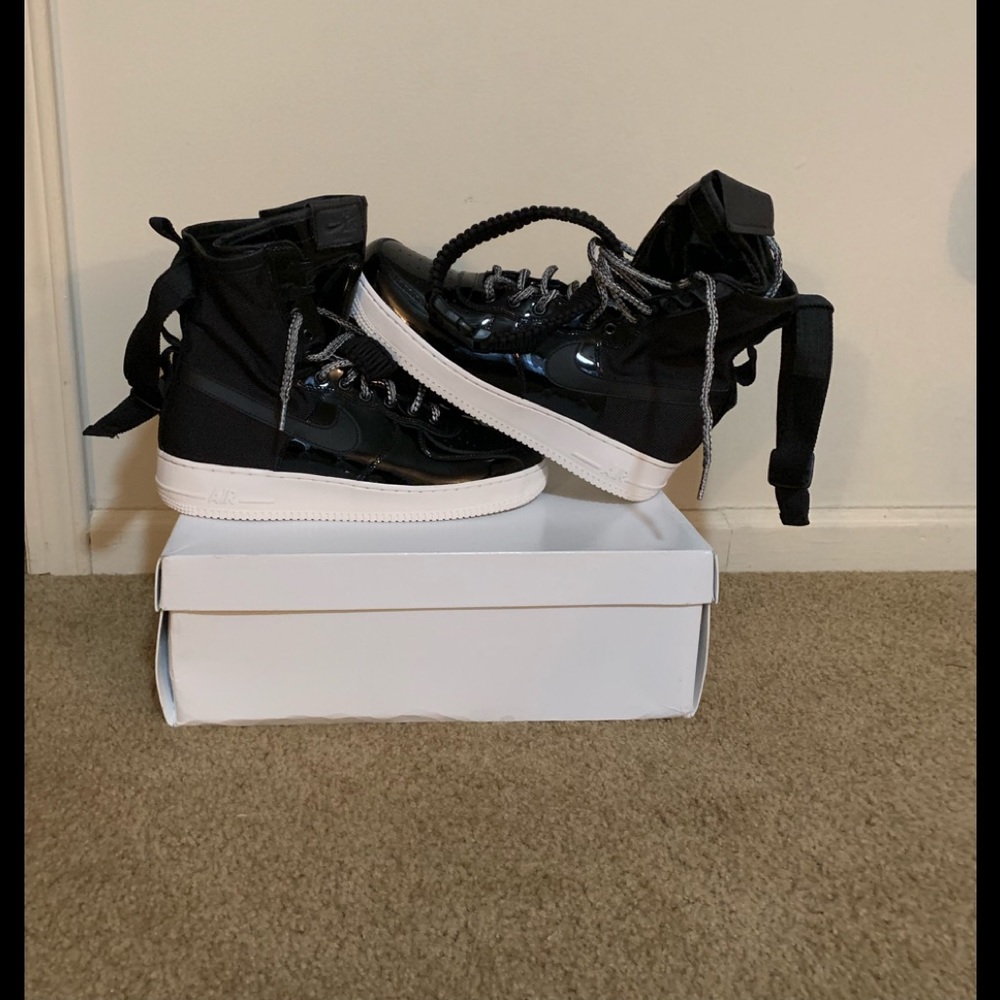 Women’s Nike Air Force 1